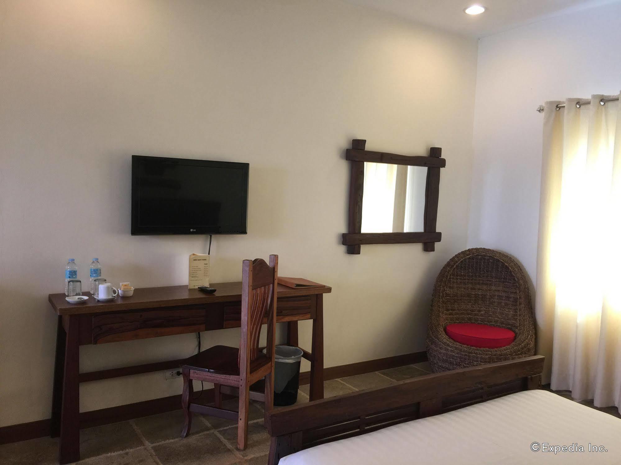 Corto Del Mar Hotel Coron Bagian luar foto