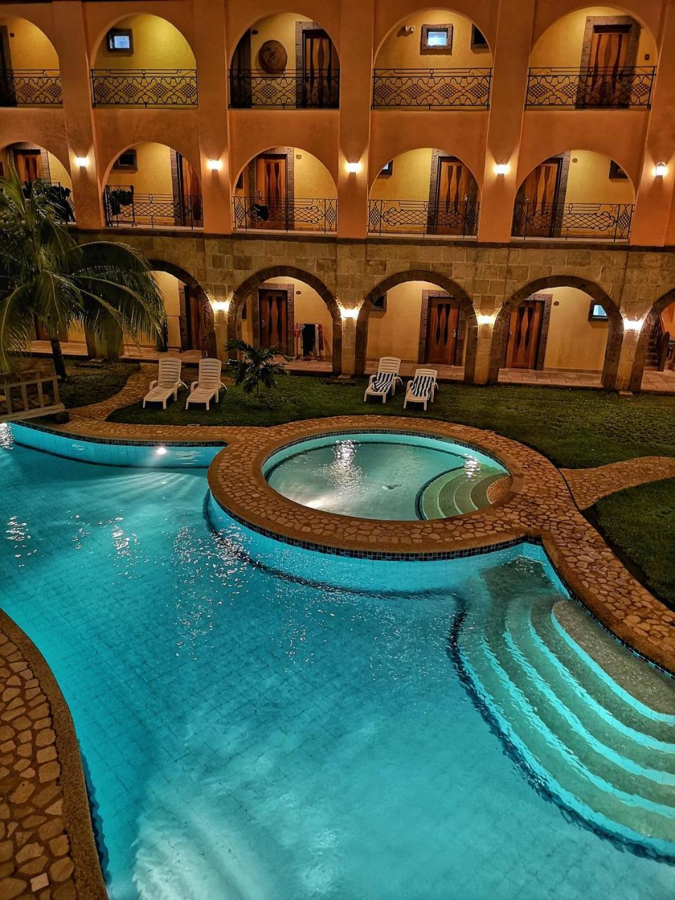 Corto Del Mar Hotel Coron Bagian luar foto